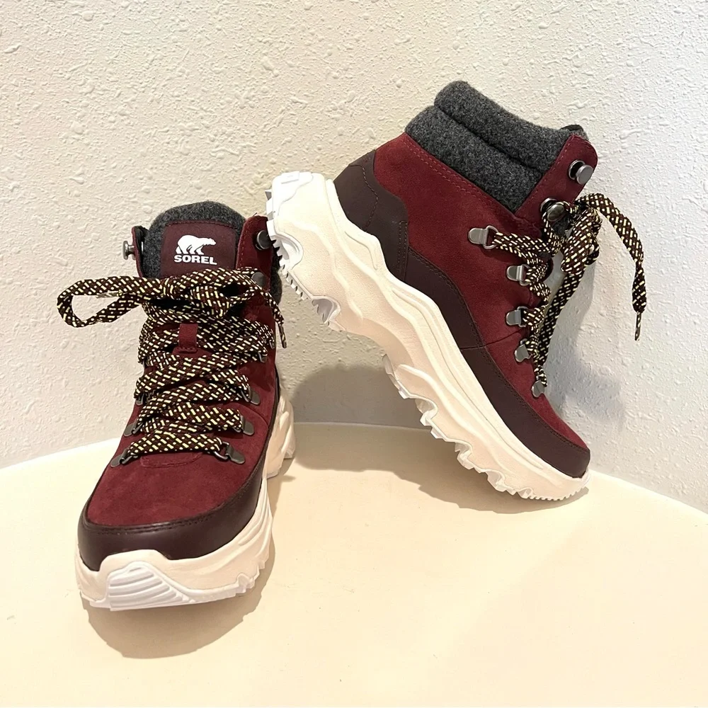 Sorel Kinetic Breaktrue Conquest Waterproof Women’s Booties Size 7.5 NEW